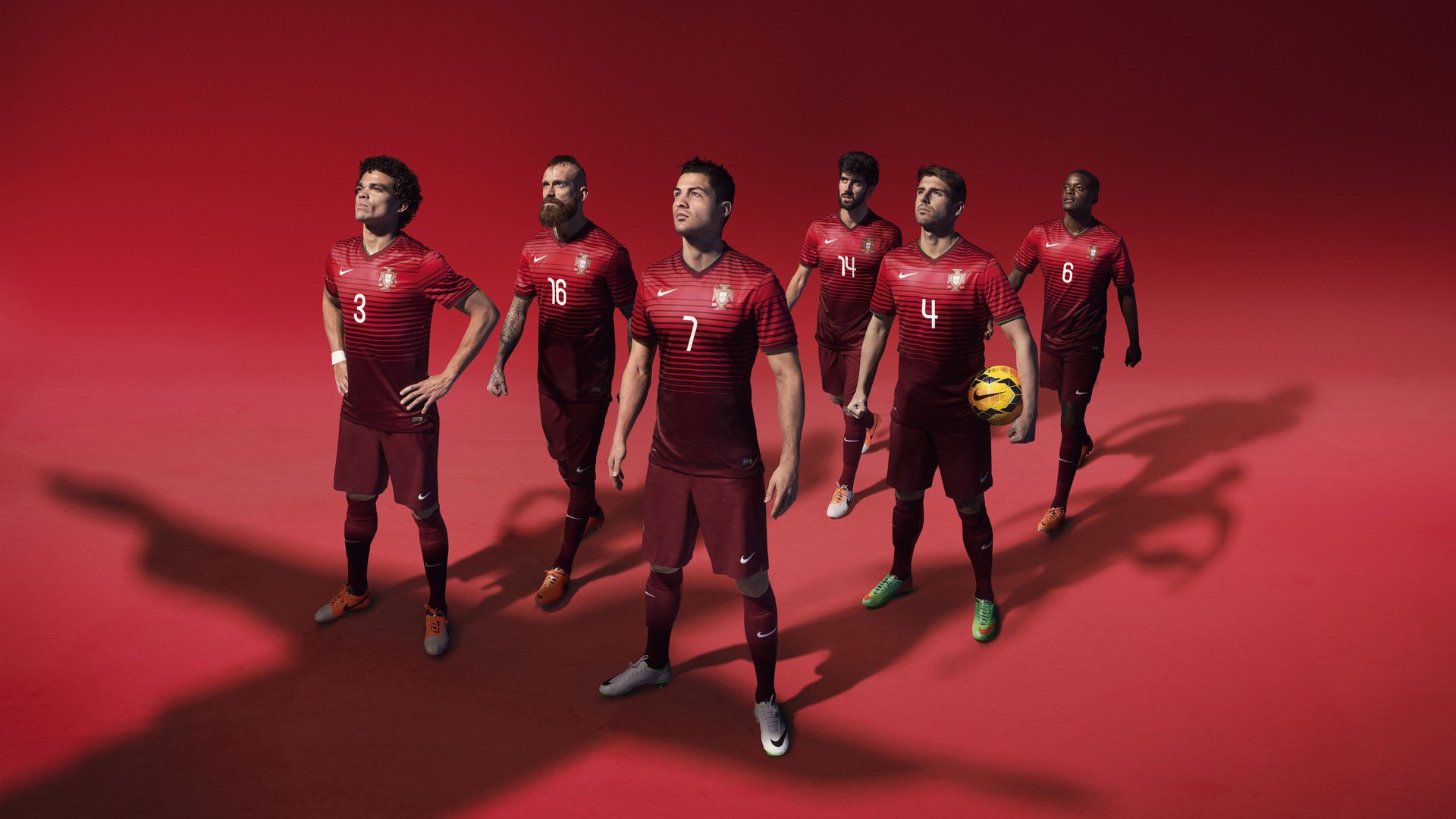 欧冠“幕后故事”：那些鲜为人知的精彩瞬间，欧冠的奇迹